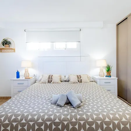 2b. Cozy Flores Big Terrace With Pool Apartment *