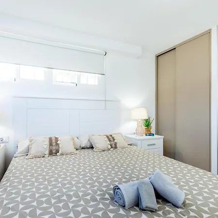 Apartman 2b. Cozy Flores Big Terrace With Pool *